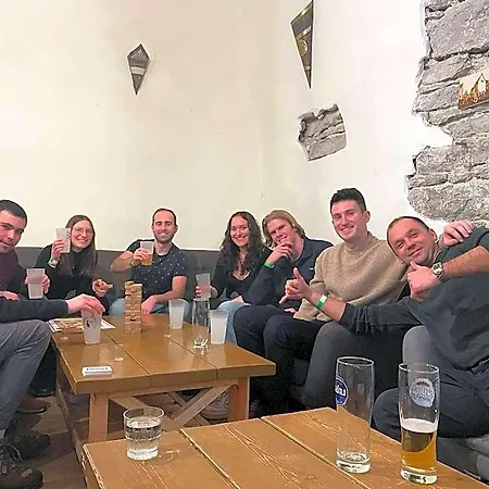 The Monks Bunk & Bar Albergue *