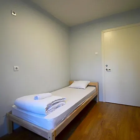 Albergue The Monks Bunk & Bar *