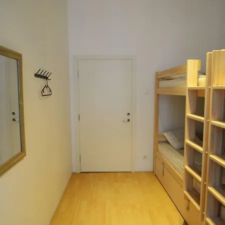 The Monks Bunk & Bar Auberge de jeunesse